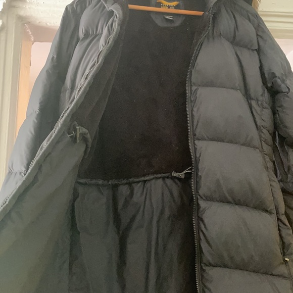 Mountain Hardwear Women’s Medium Mid length Puffer - Picture 7 of 8